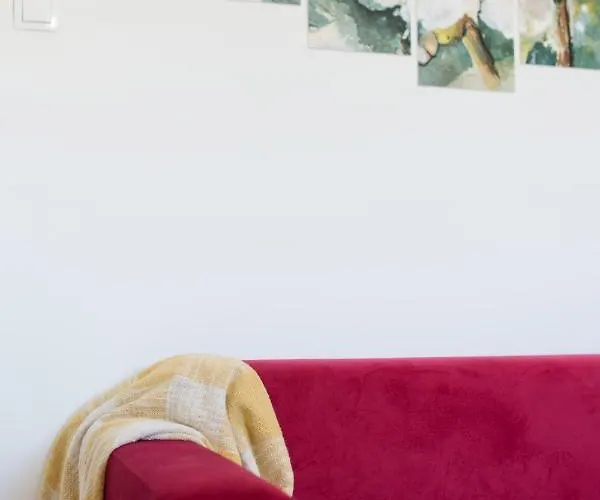 Red Karmenita 아파트 *